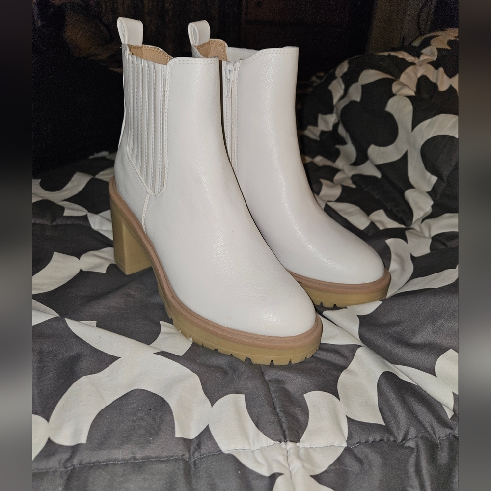 White platform boots